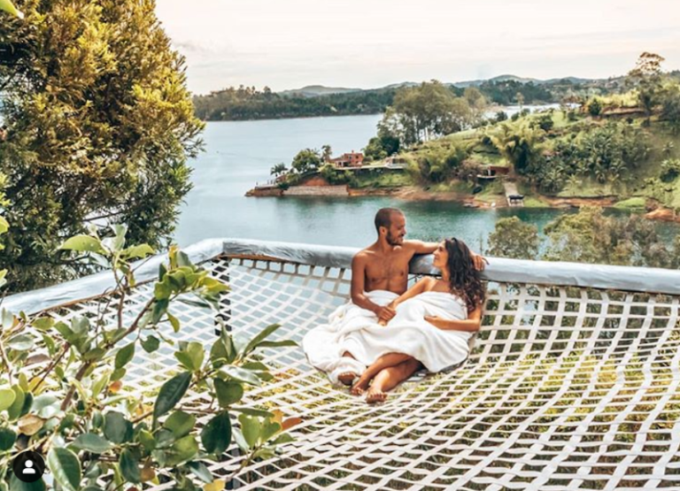 A digital nomad couple celebrates their love for 12 years Nomad